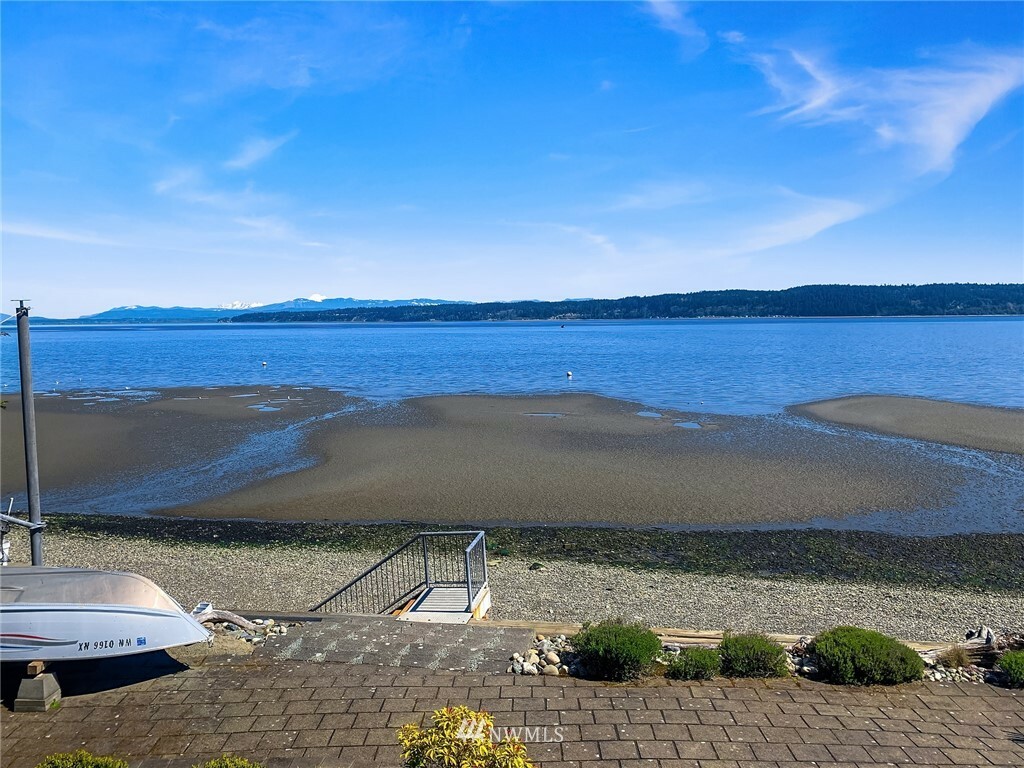 Property Photo:  2801 Tillicum Beach Drive  WA 98282 