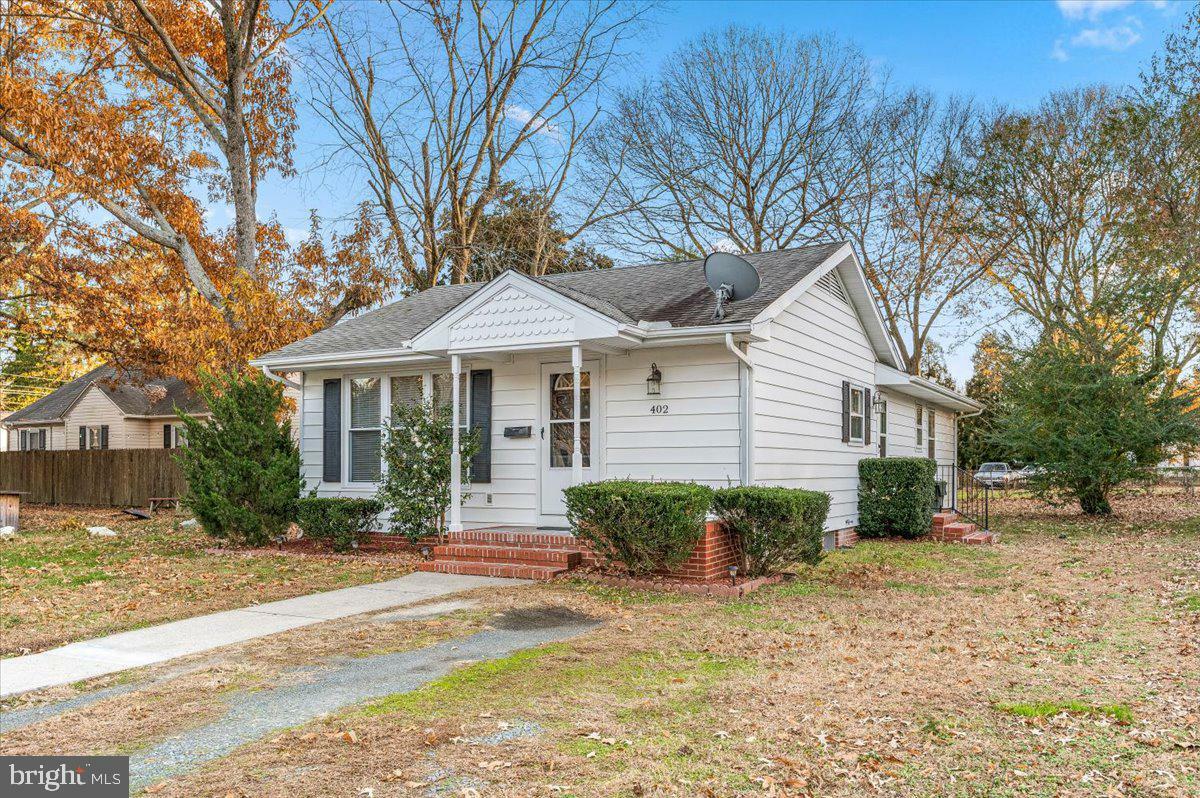 Property Photo:  402 Somerset Avenue  MD 21801 