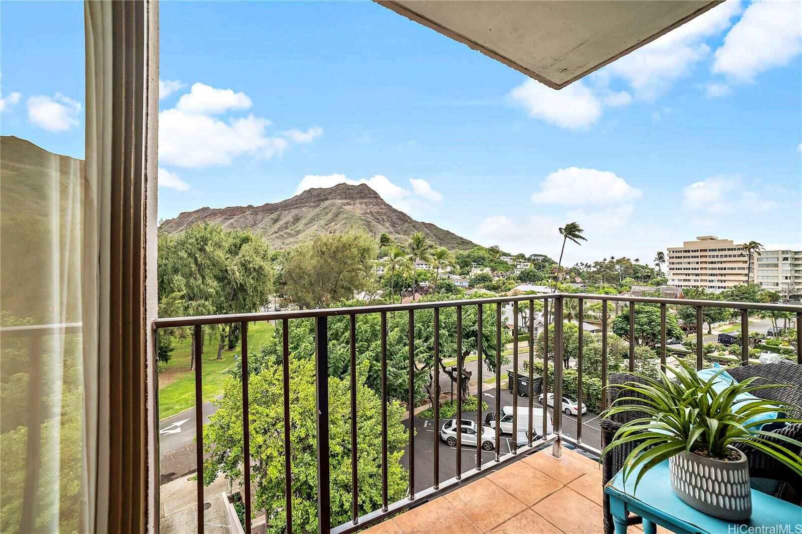 Property Photo:  2987 Kalakaua Avenue 601  HI 96815 