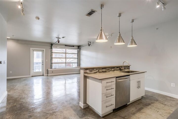 1111 S Akard Street 202  Dallas TX 75215 photo