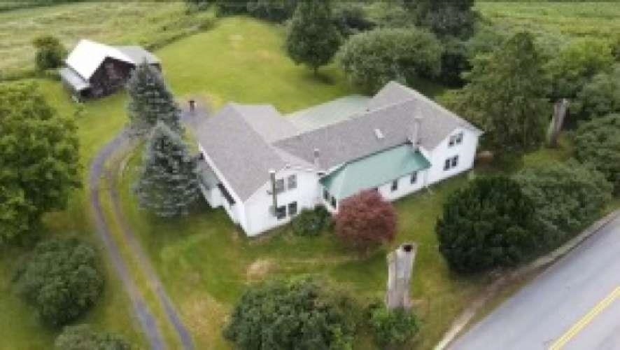 Property Photo: 2571 Bristol Road VT 05443