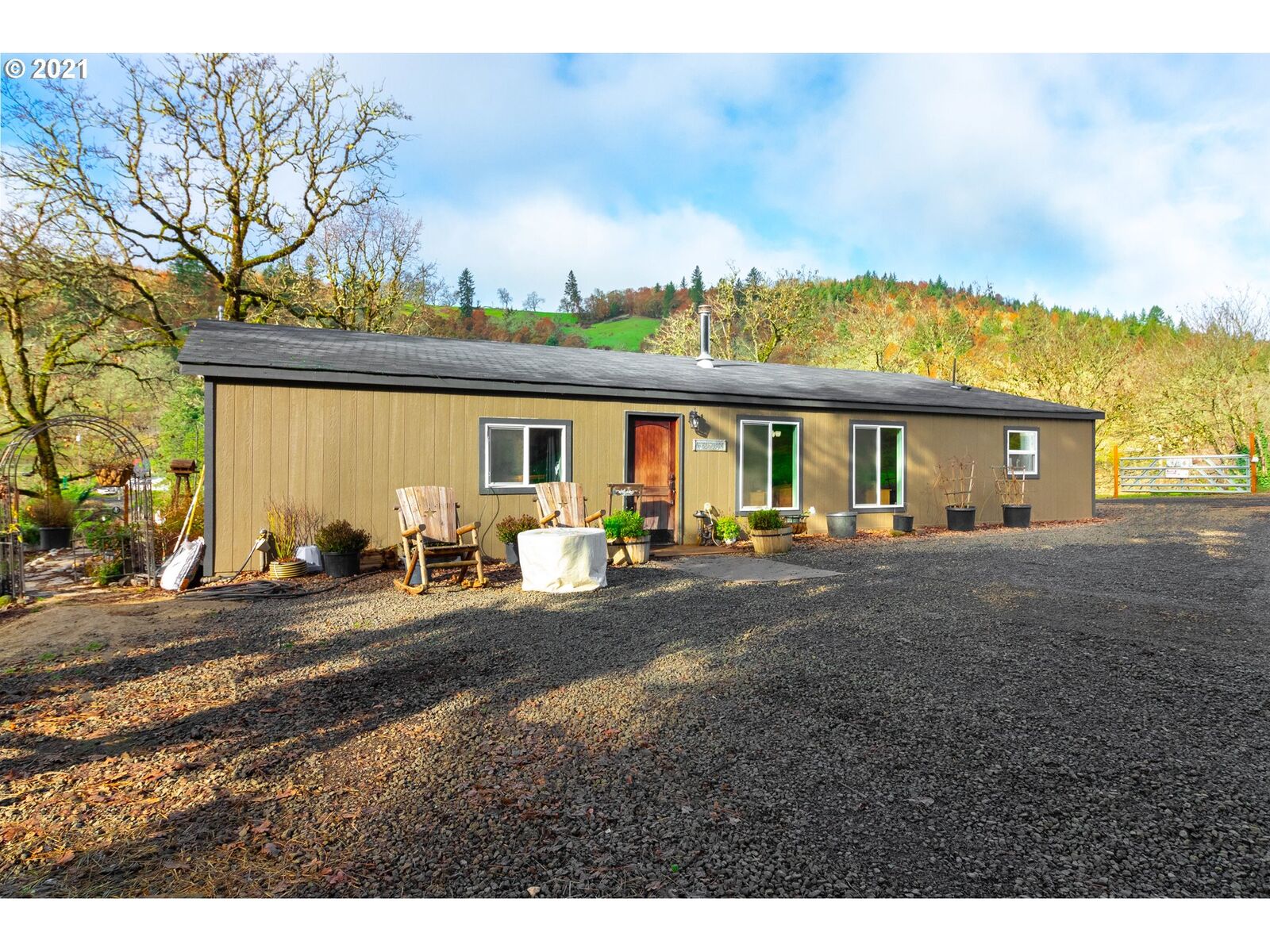 Property Photo: 14461 North Umpqua Hwy OR 97470