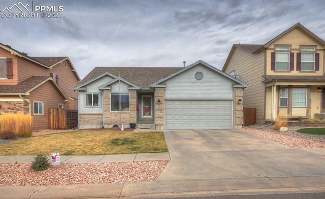 Property Photo:  7466 Legend Hill Drive  CO 80923 