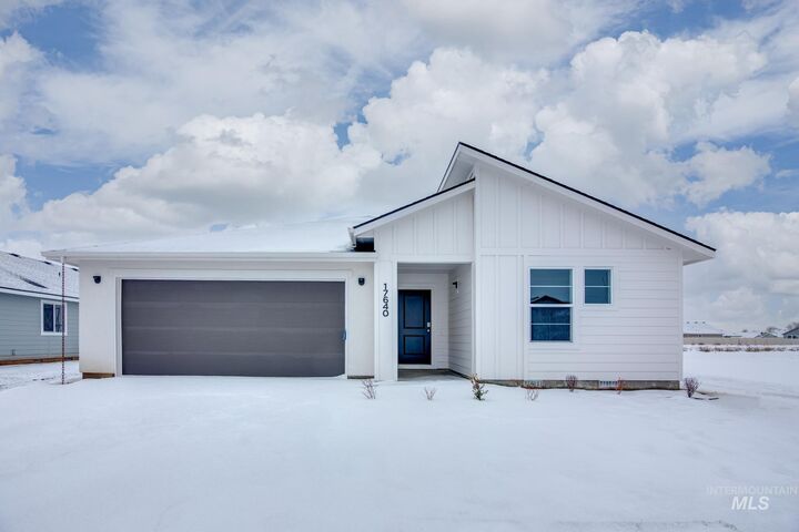 17640 N Onaway Ave.  Nampa ID 83687 photo