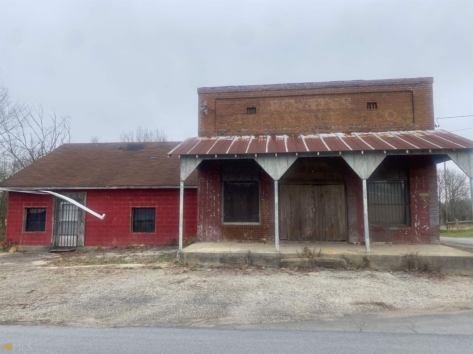 Property Photo: 1332 Shiloh Road GA 30125