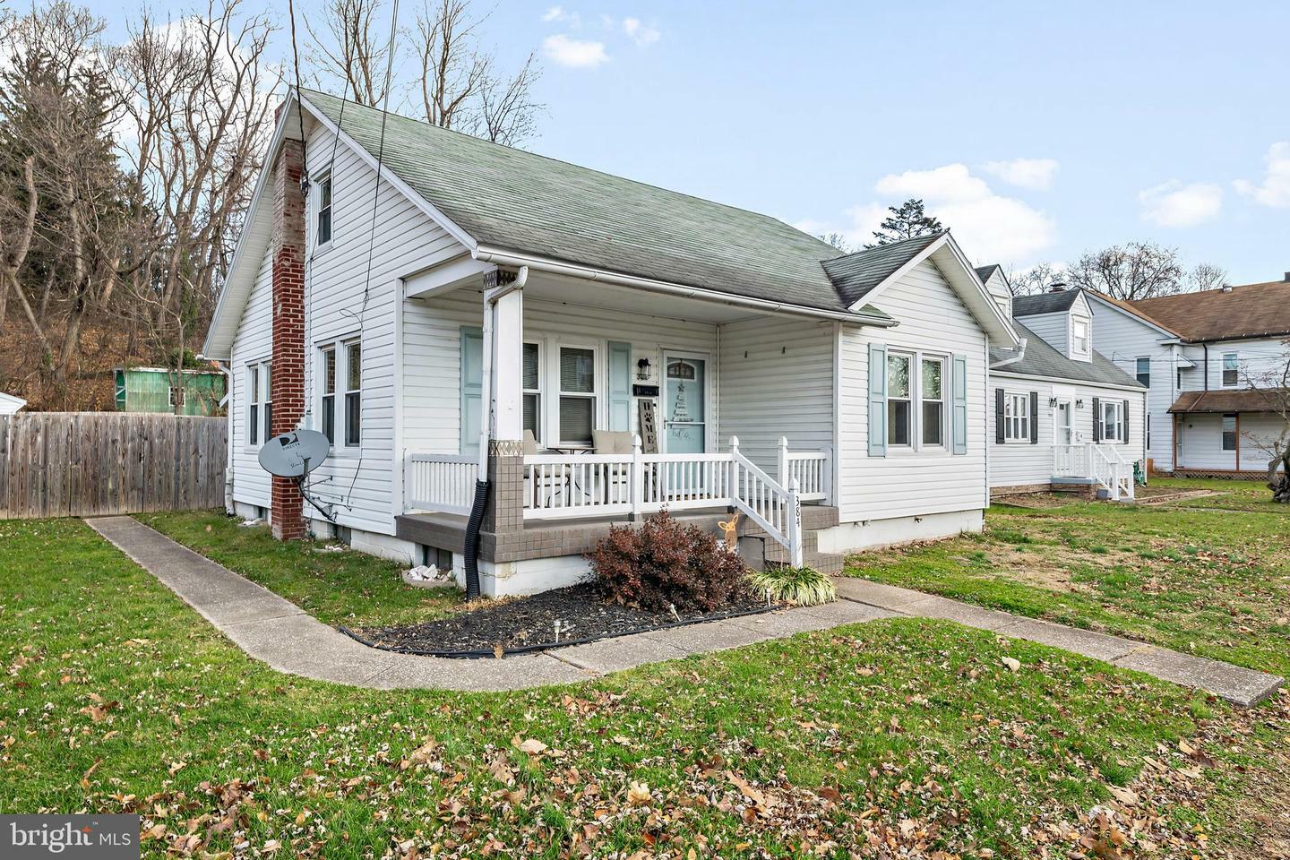 Property Photo:  384 Market Street  PA 17034 