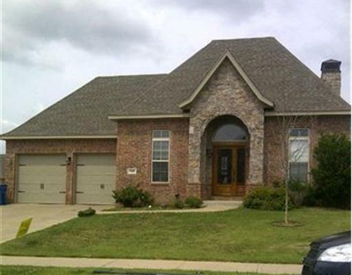 Property Photo:  610 SW Meadow Point  AR 72712 