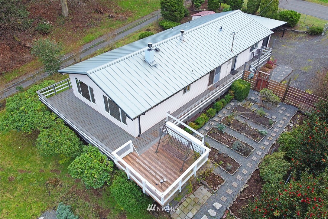 Property Photo:  5300 NE Admiralty Way  WA 98340 