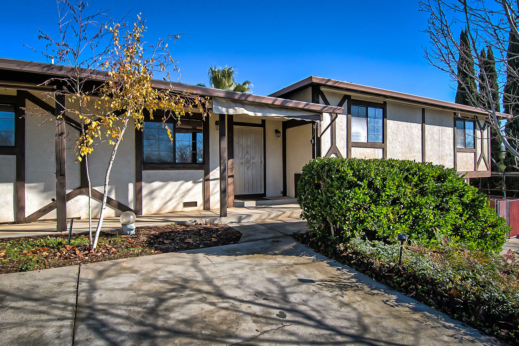 Property Photo:  6111 Jonella Way  CA 96003 