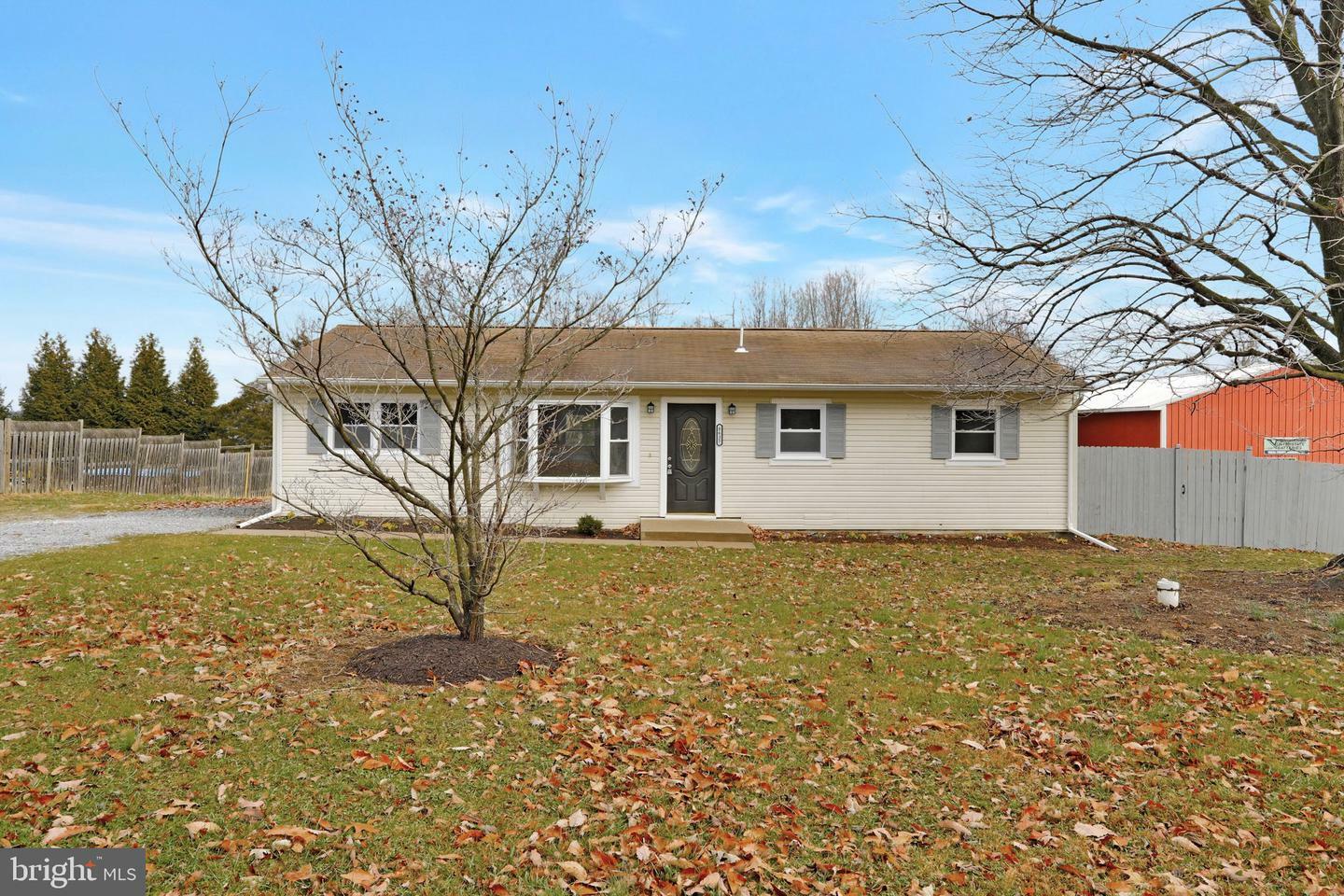 Property Photo:  8635 Chestnut Grove Road  MD 21701 