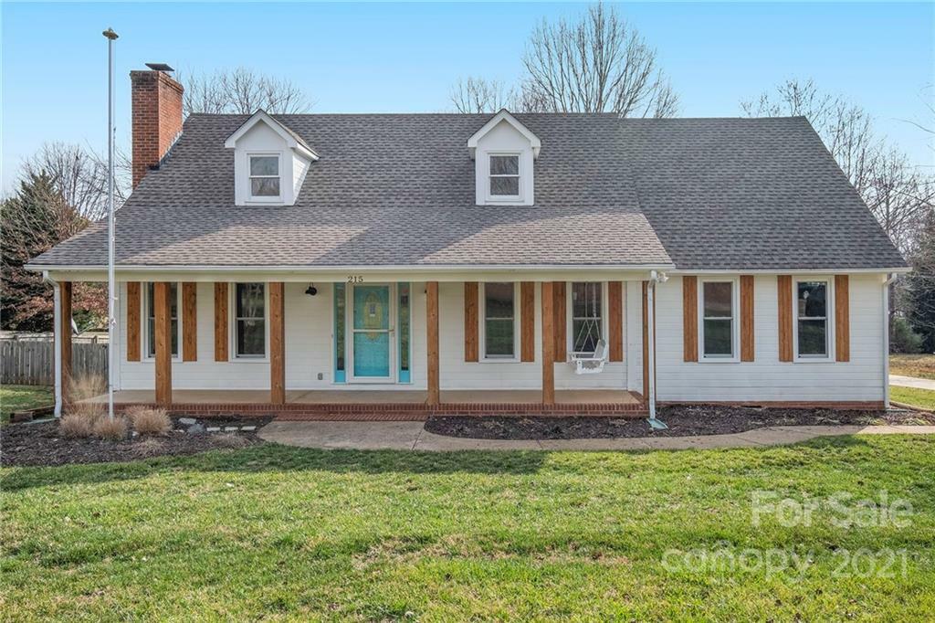 Property Photo:  215 Sink Farm Road  NC 28115 