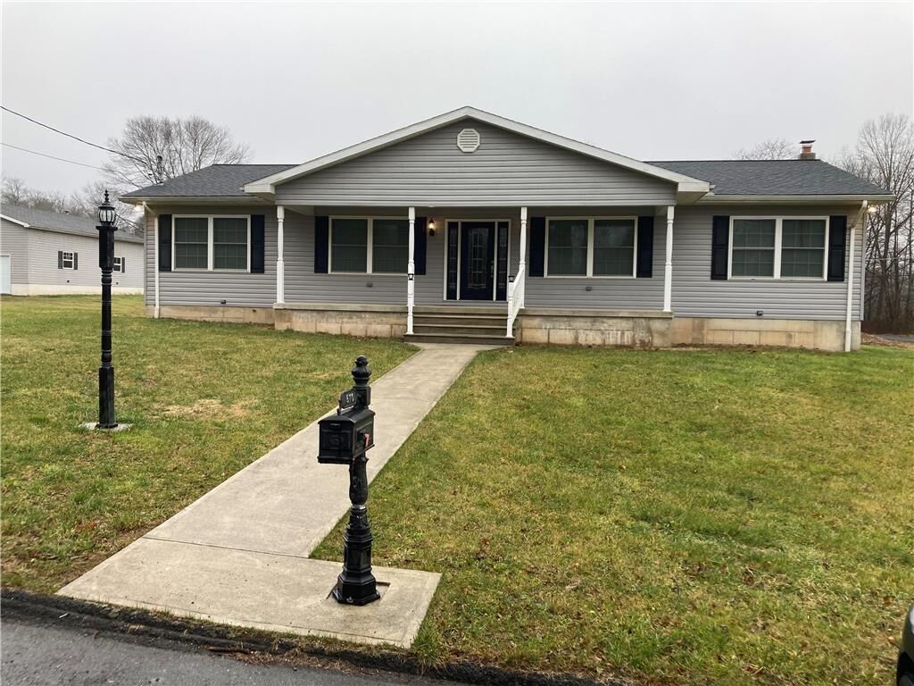 Property Photo: 510 Blue Mountain Road PA 18235