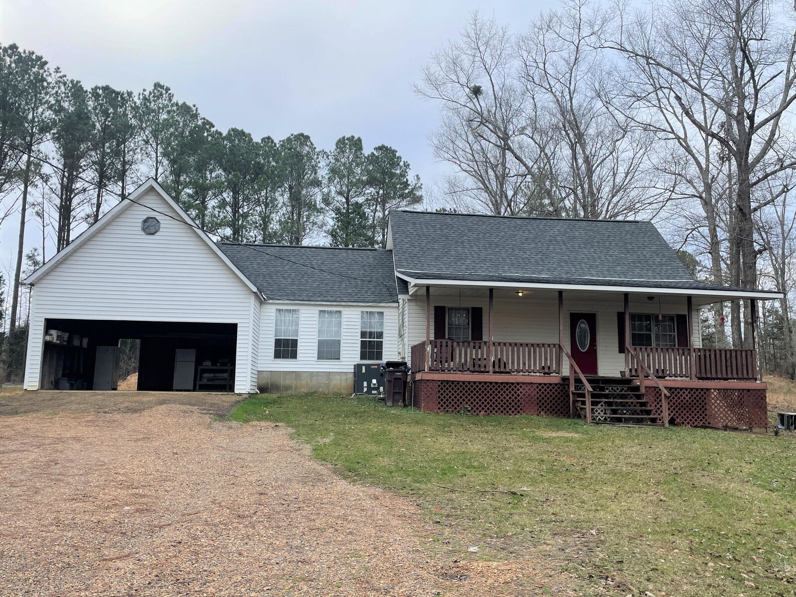 Property Photo:  137 Shine Jewel Rd  MS 39752 