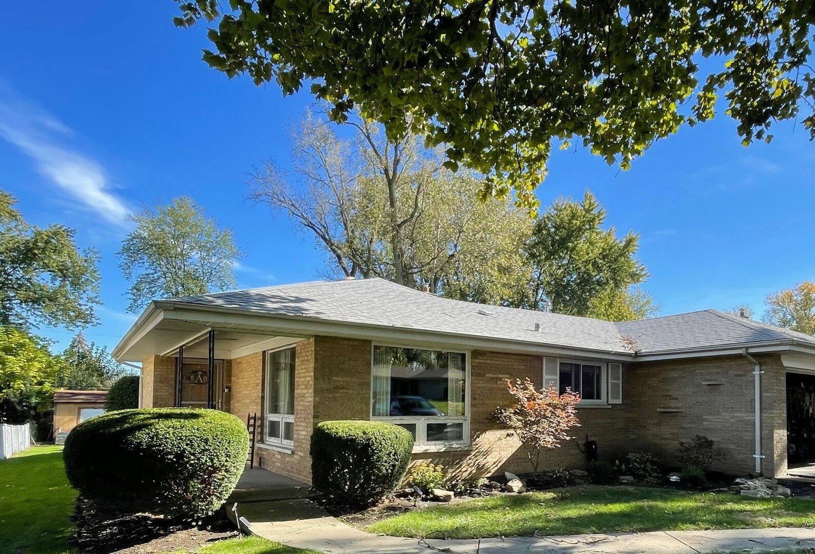 Property Photo:  12419 S McVickers Avenue  IL 60463 