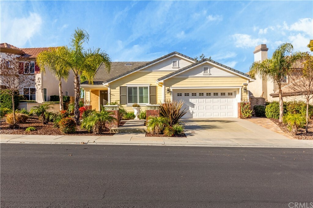 Property Photo:  35363 Sumac Avenue  CA 92562 