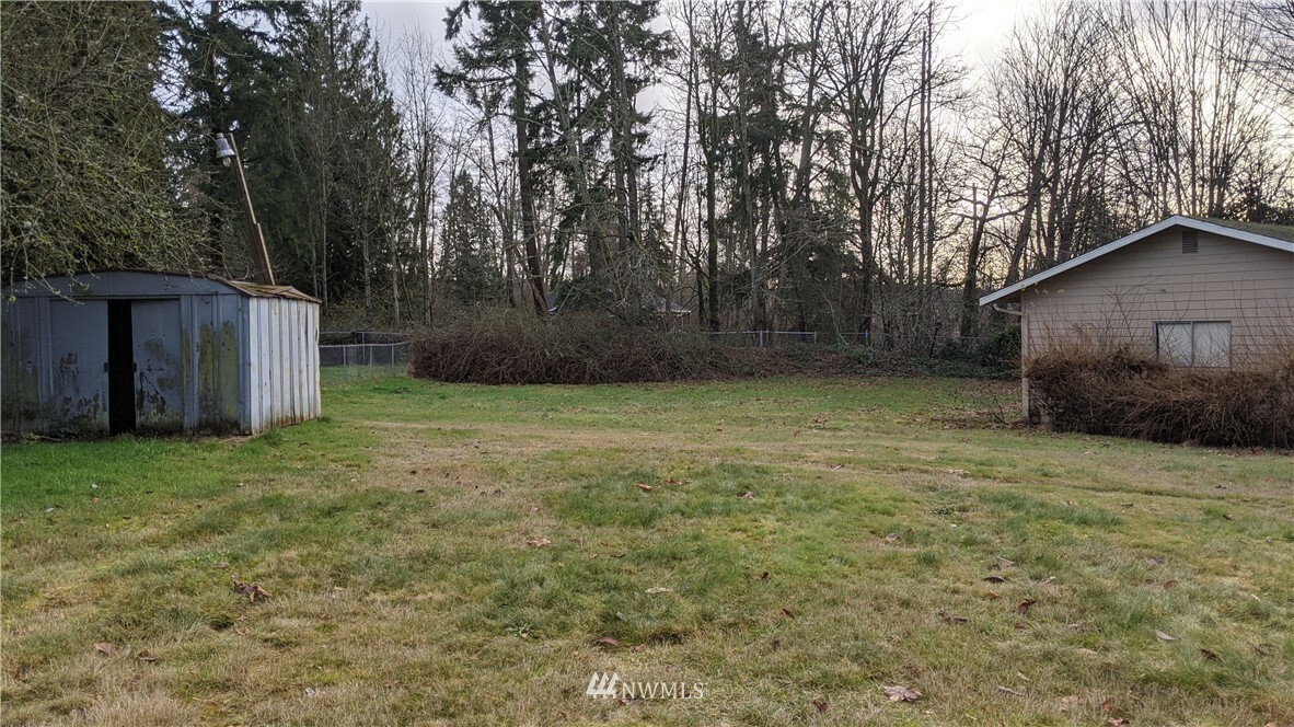 Property Photo:  1526 143rd Place SW  WA 98037 