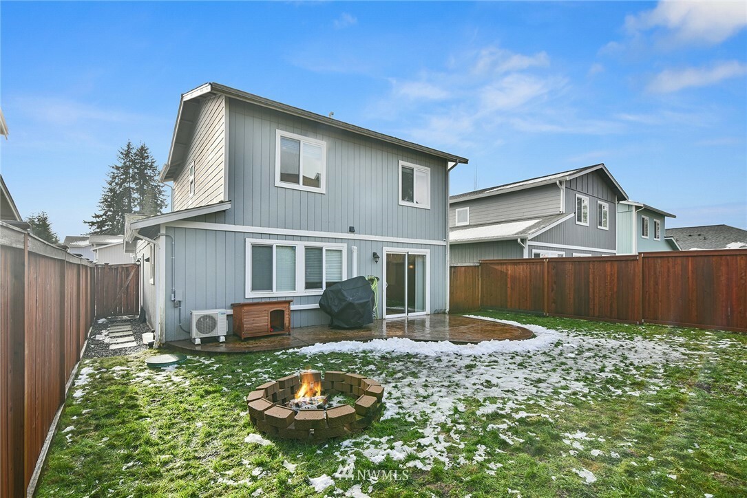 Property Photo:  2261 SE Abernathy Court  WA 98366 