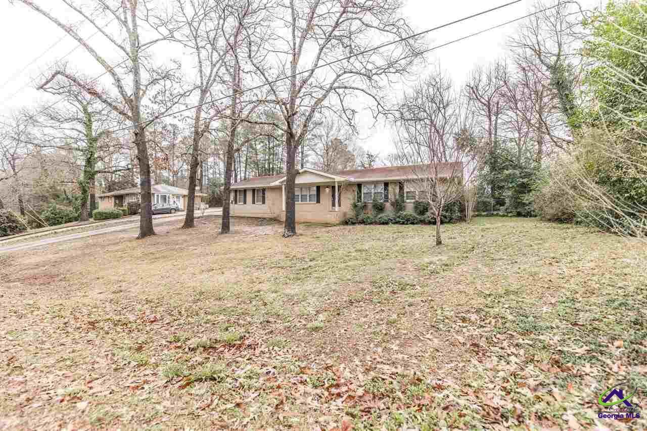Property Photo:  400 Taylor Street  GA 31093 