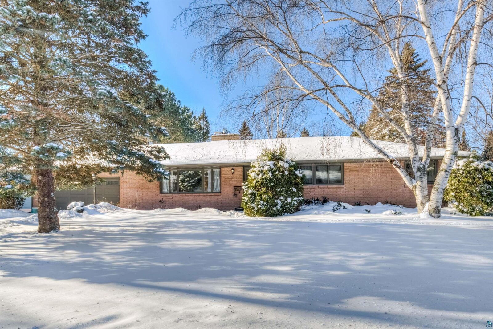 Property Photo: 915 8th St MN 55720