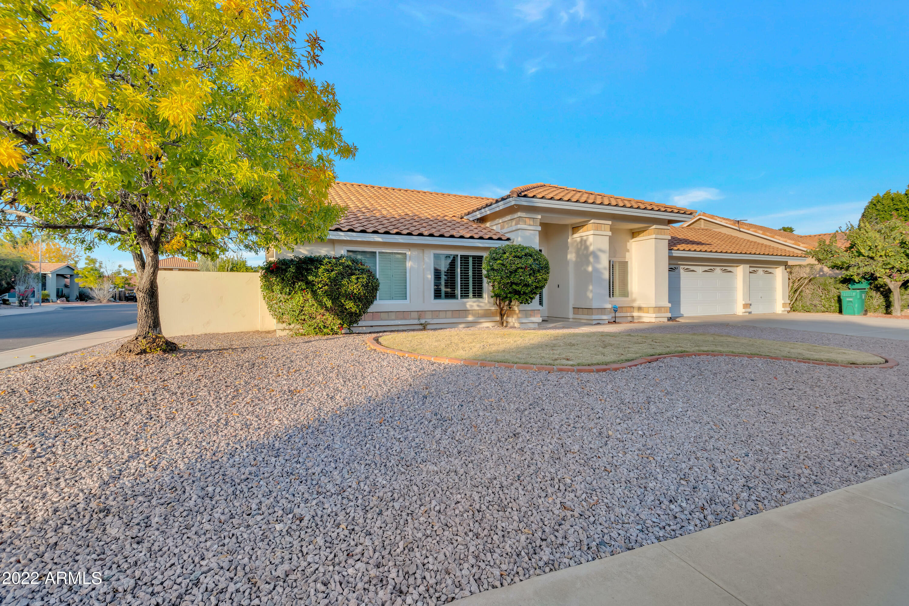 Property Photo: 3026 E Mallory Street AZ 85213
