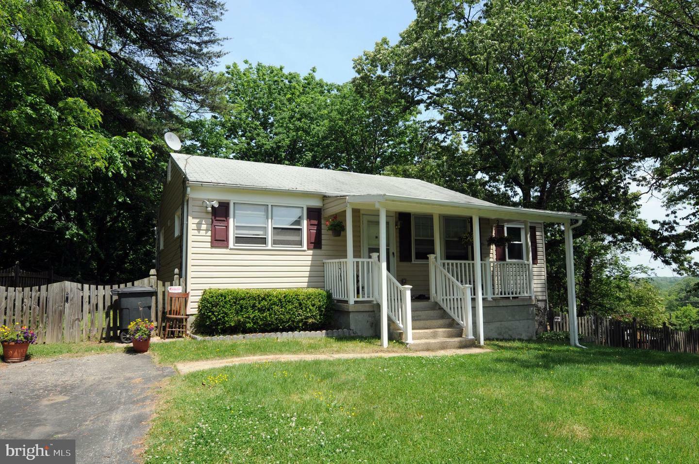 Property Photo:  1835 Superior Avenue  MD 21227 