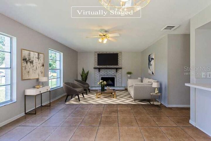 Property Photo:  805 Foxboro Lane SW  FL 33880 