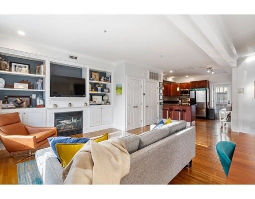 Property Photo:  371 Dorchester St 3  MA 02127 