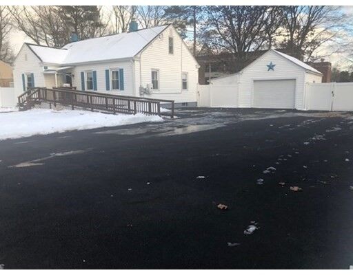 Property Photo: 89 Park Rd MA 01104