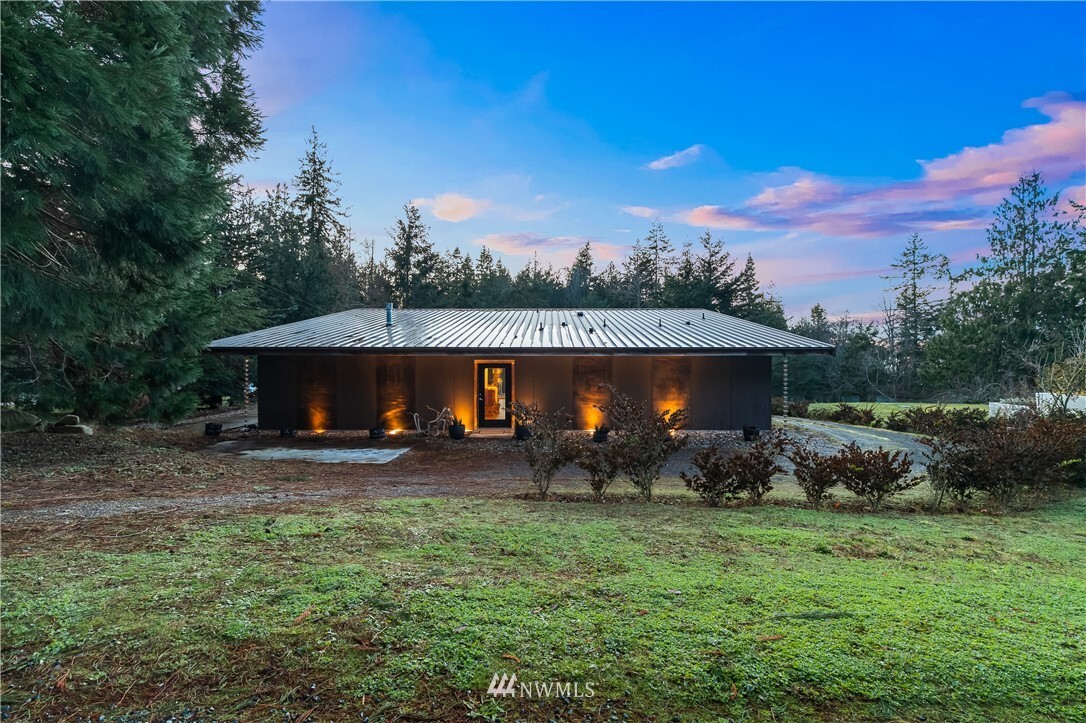 128 Hiline Road  Bellingham WA 98229 photo