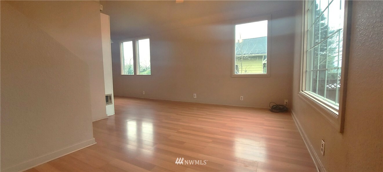 Property Photo:  603 N 1st Street  WA 98273 