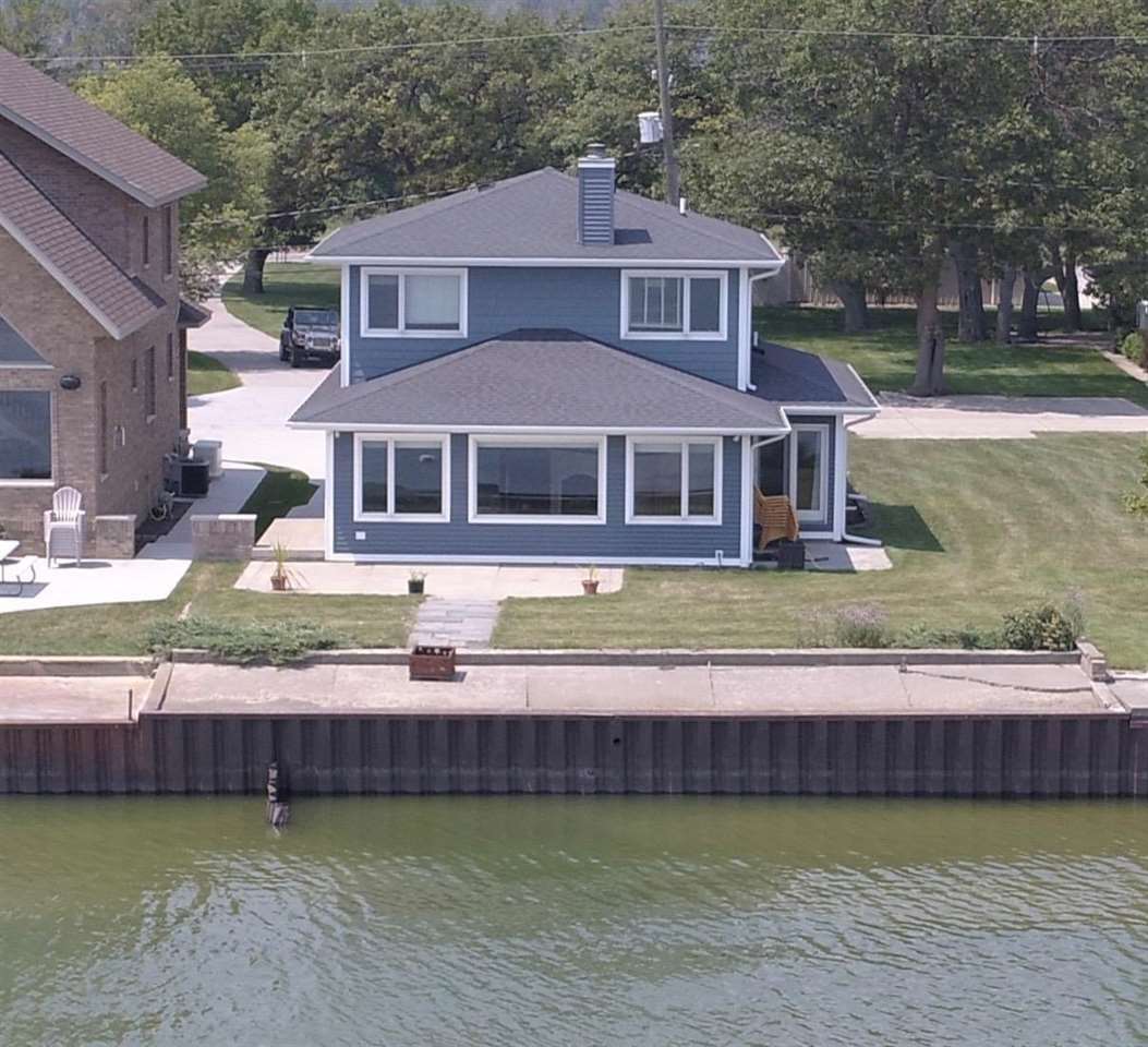 316 Killarney Beach Rd.  Bay City MI 48706 photo