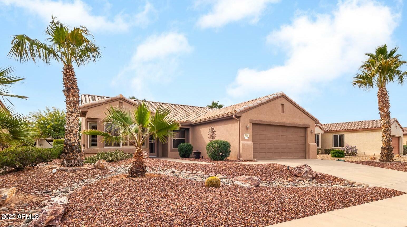 Property Photo: 15991 W Indigo Lane AZ 85374