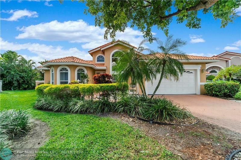 Property Photo:  2120 Oakmont Ter  FL 33071 