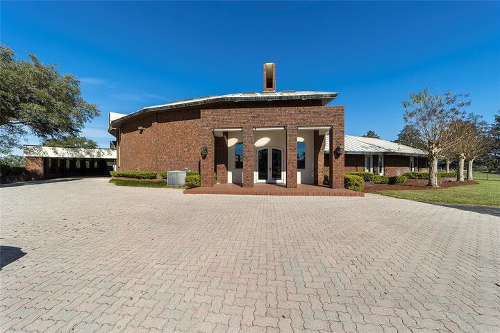 Property Photo: 3707 NW 110th Avenue FL 34482