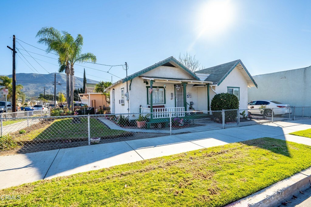 Property Photo:  1126 E Main Street Street  CA 93060 