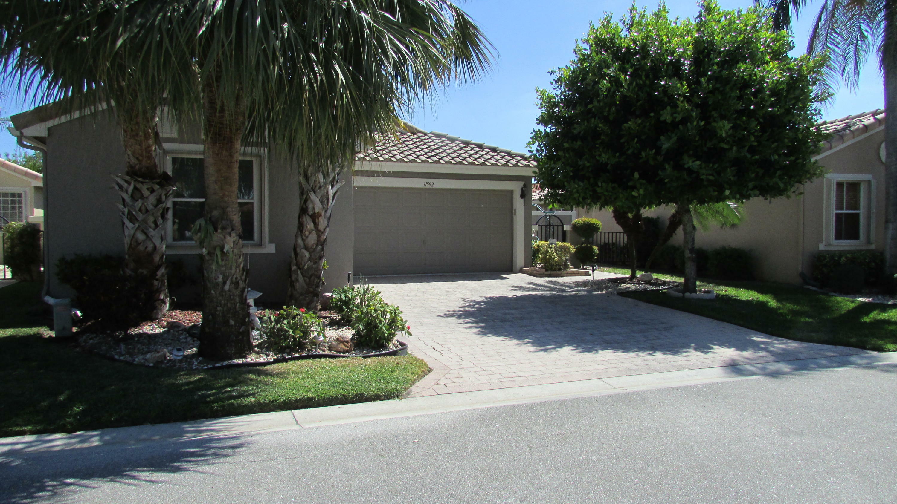 Property Photo:  11592 Augustus Drive  FL 33437 