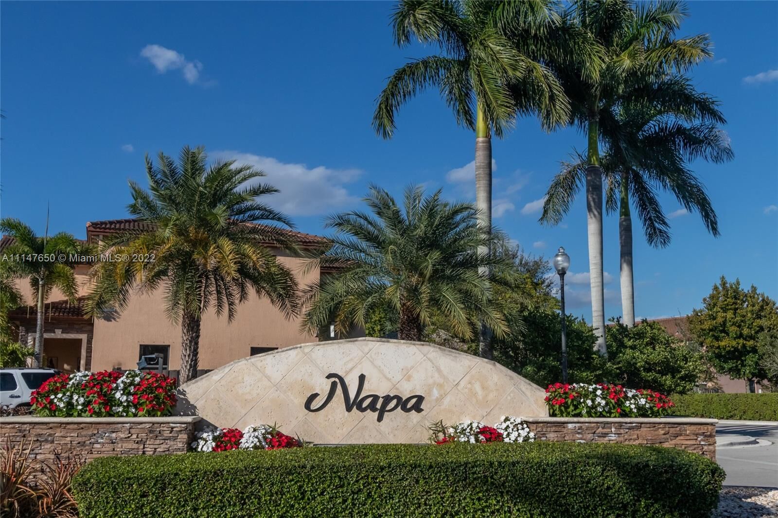 Property Photo: 155 SE 36th Ave FL 33033