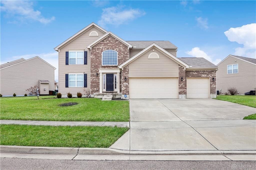 Property Photo: 1501 Cameron Drive OH 45324