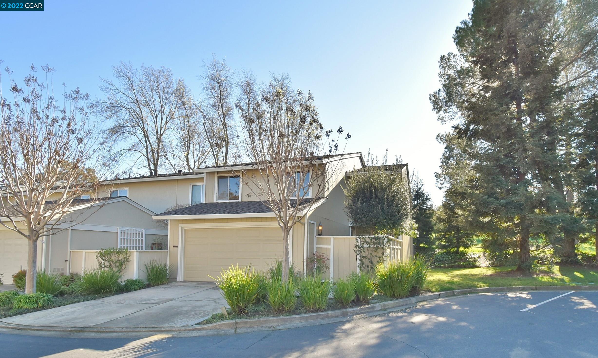 Property Photo: 1405 Kinross Ct CA 94598