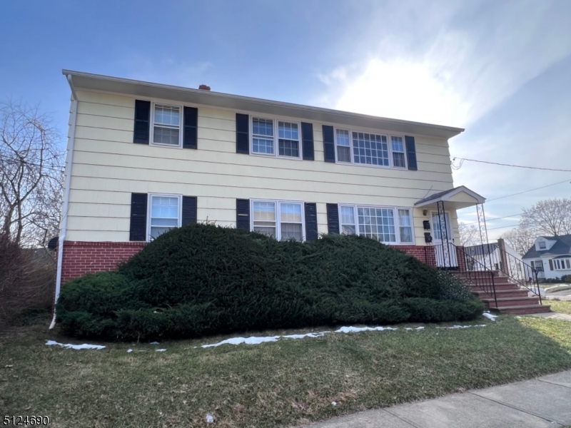 Property Photo:  1741 Winfield St  NJ 07065 