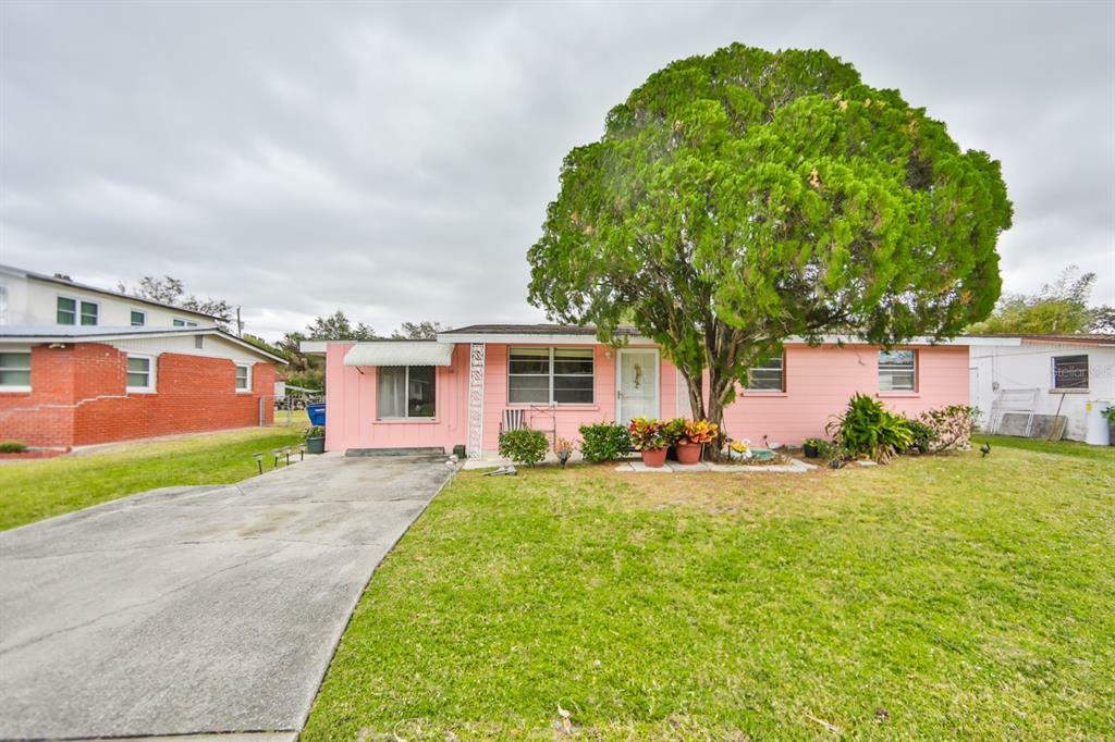 Property Photo:  3004 9th Avenue Drive E  FL 34221 