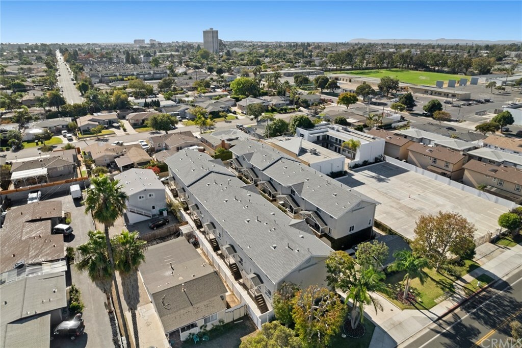Property Photo: 607 Hamilton Street CA 92627