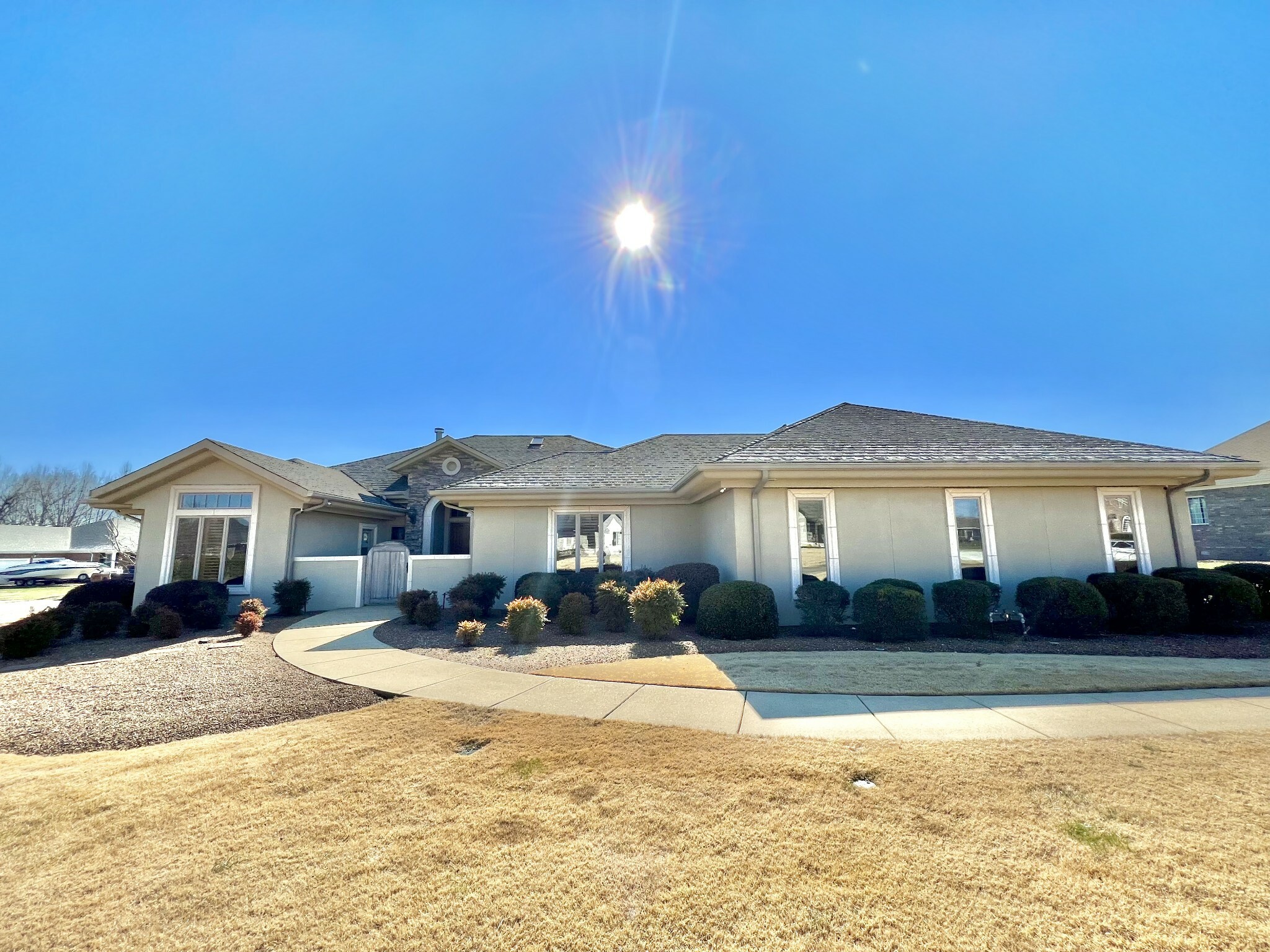 Property Photo:  697 Parkes Cir W  TN 38464 