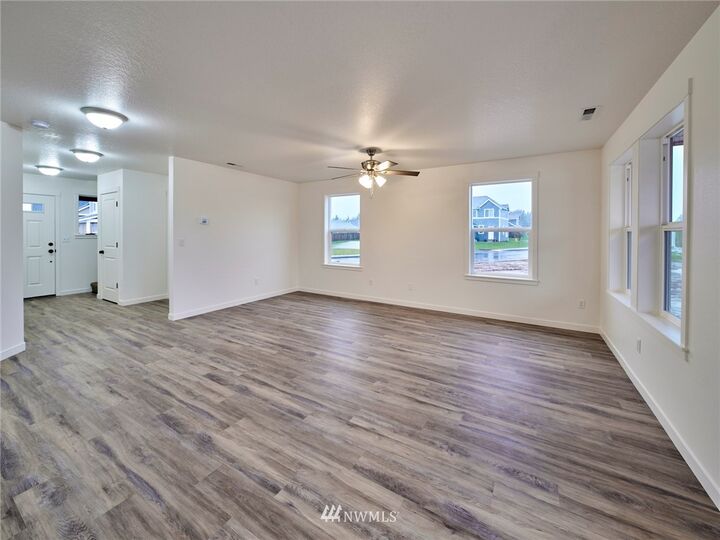 Property Photo: 405 Cardinal Avenue WA 98596