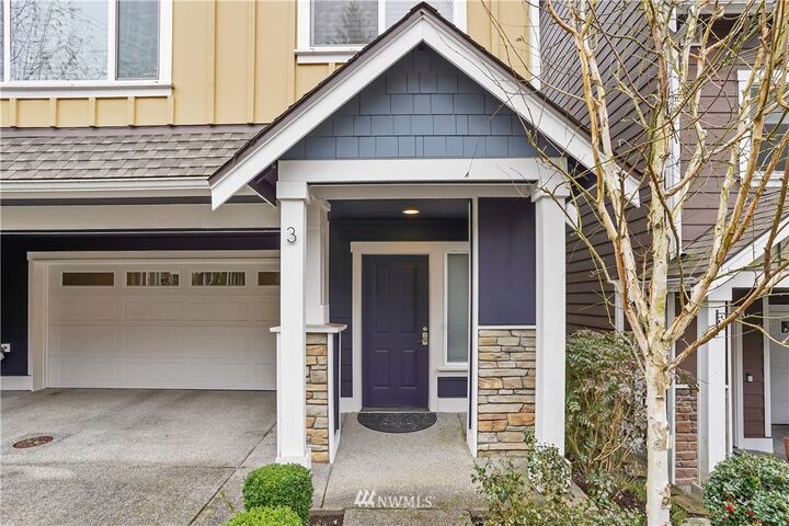 Property Photo: 23811 Cedar Court 3 WA 98043