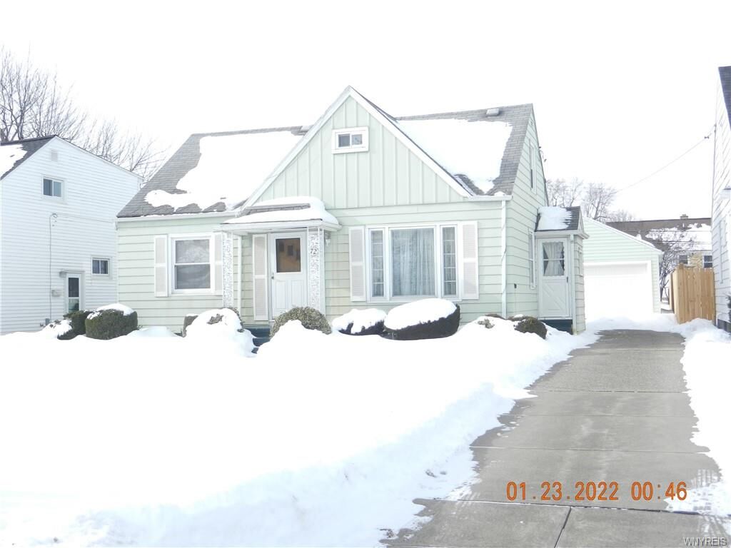 Property Photo:  72 Wendover Avenue  NY 14223