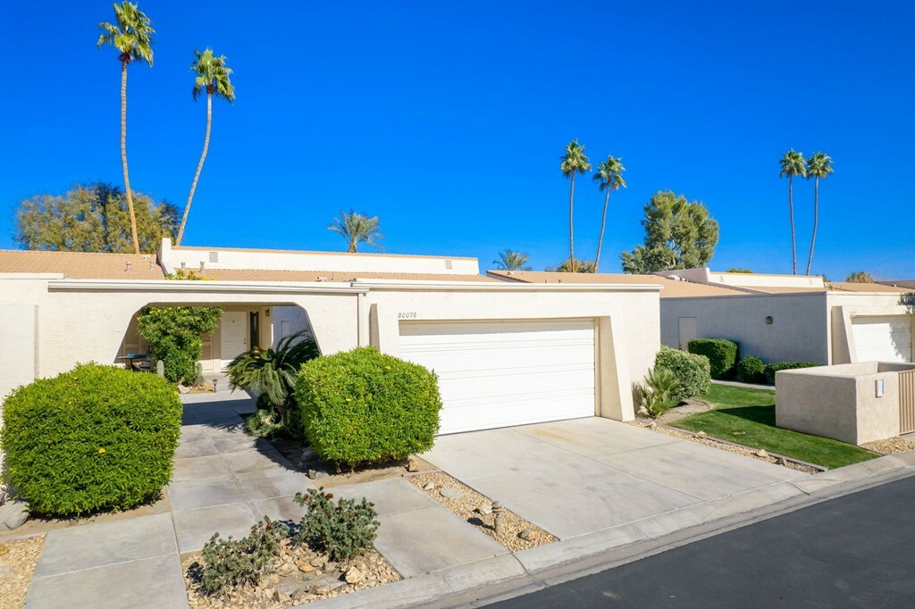 Property Photo:  80076 Palm Circle Drive  CA 92253 