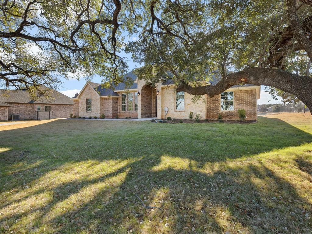 Property Photo:  3708 Verde Hills Trail  TX 76049 