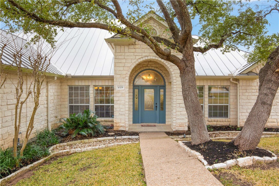 Property Photo:  4329 Lakeway Boulevard  TX 78734 