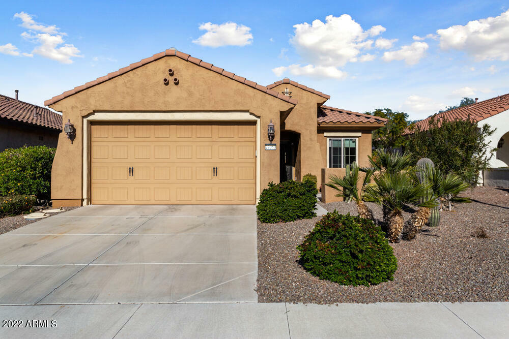 Property Photo: 27050 W Escuda Drive AZ 85396